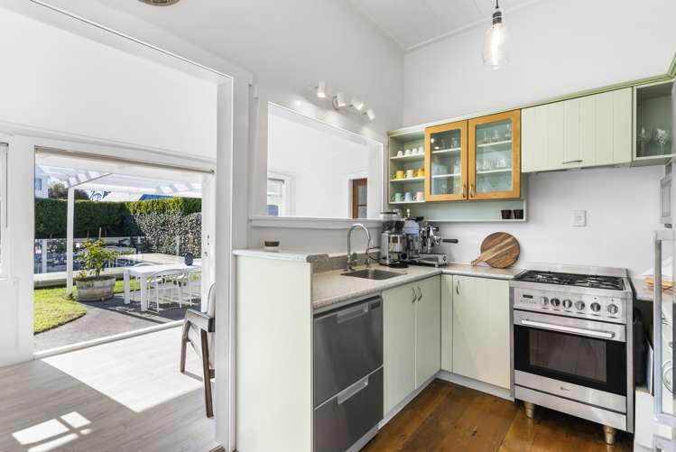 12 Johnstone Street Point Chevalier_5