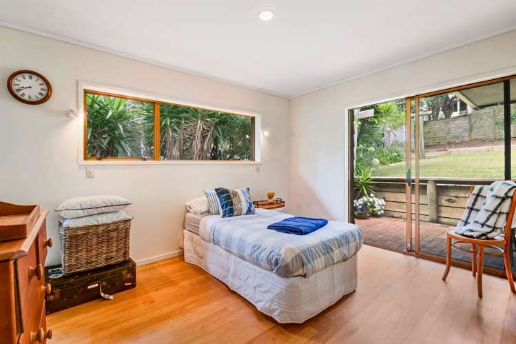 10 Chelverton Terrace Red Beach_16