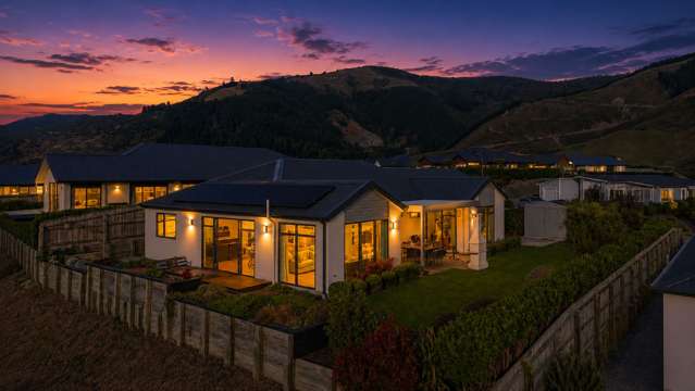 Price Reduction! Sea Views & Smart Living Align!