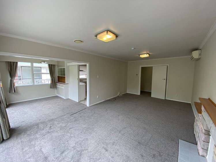 8 Carlson Crescent Silverdale_9