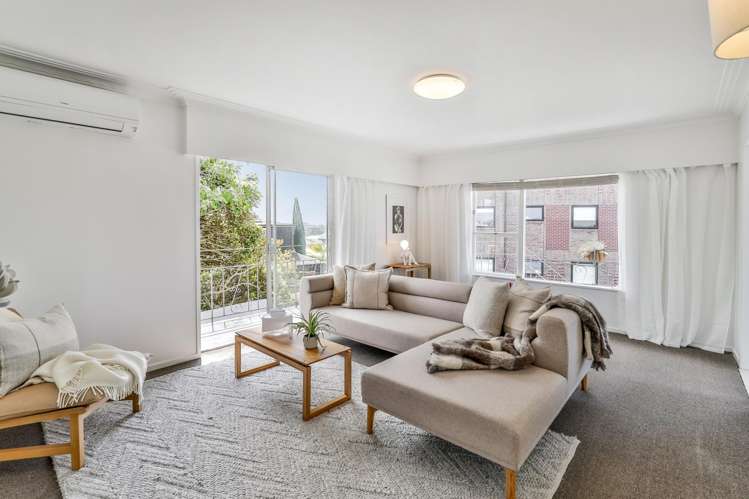 4/49 Western Springs Road Morningside_1