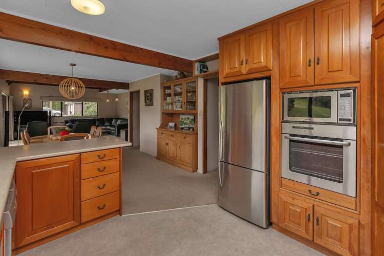 63 Memorial Drive Parahaki_7