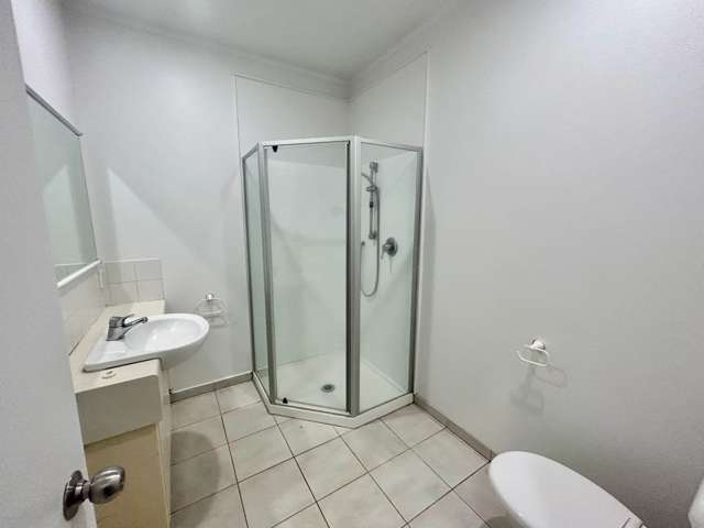 6B/105 Albert Street City Centre_4