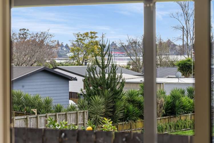 34 Jane Way Hairini_6