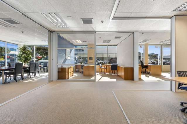 5/1 William Pickering Drive Albany_4