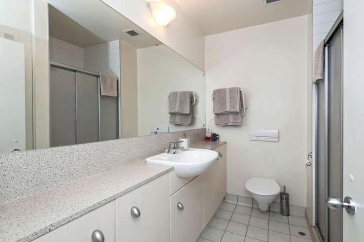 2b/15 Augustus Terrace Parnell_5