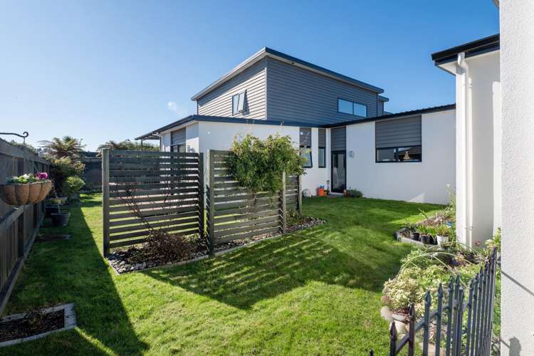 20 Carroll Place Owhata_38