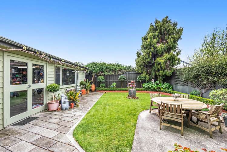 20 Anderson Grove Hutt Central_17