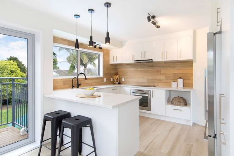 13 Spinnaker Drive Te Atatu Peninsula_10