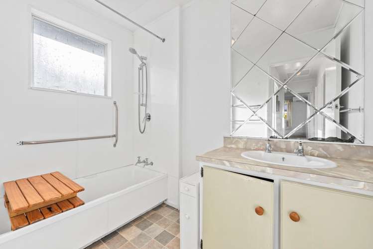 17B Moki Place Ruakaka_14
