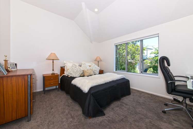 21 Seacliffe Avenue Belmont_21