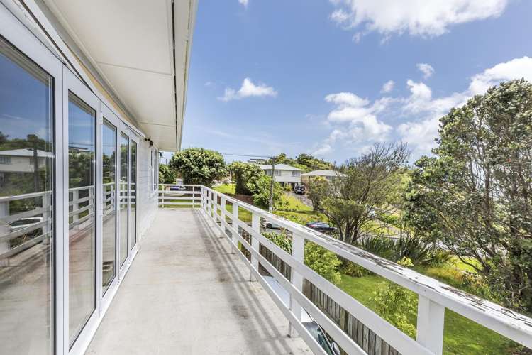 29 Tirowhanga Road Paremata_8