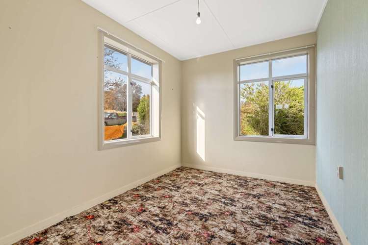 14 Stuart Street Owaka_9