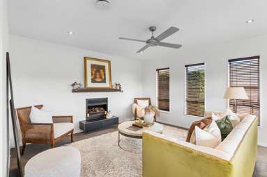 48 Galloway Crescent_3