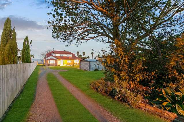 235 Hill Road The Gardens_1