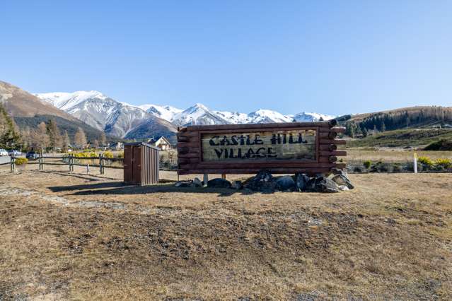 29 Luge Loop Castle Hill Village_1