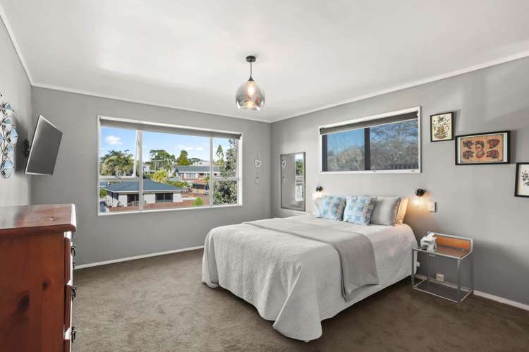 18 Nui Mana Place Te Atatu South_11