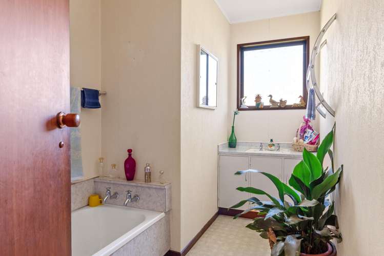 3855 Matawai Road Otoko_10