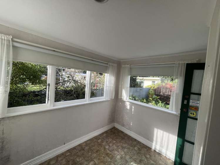 27 Somerset St Brooklands_11