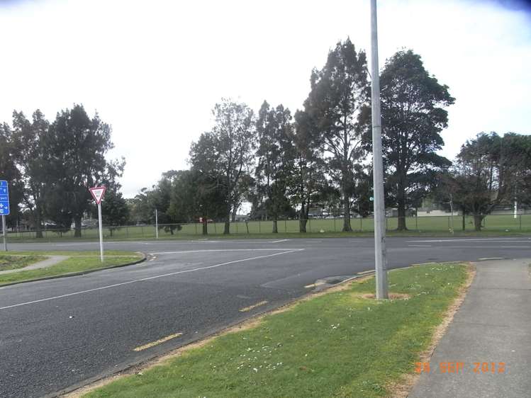 2/142 Buckland Road Mangere East_4