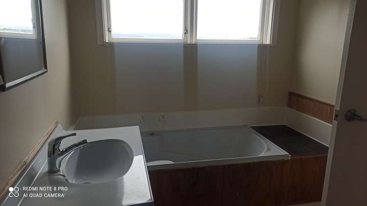 6 Lowestoft Street Balclutha_8