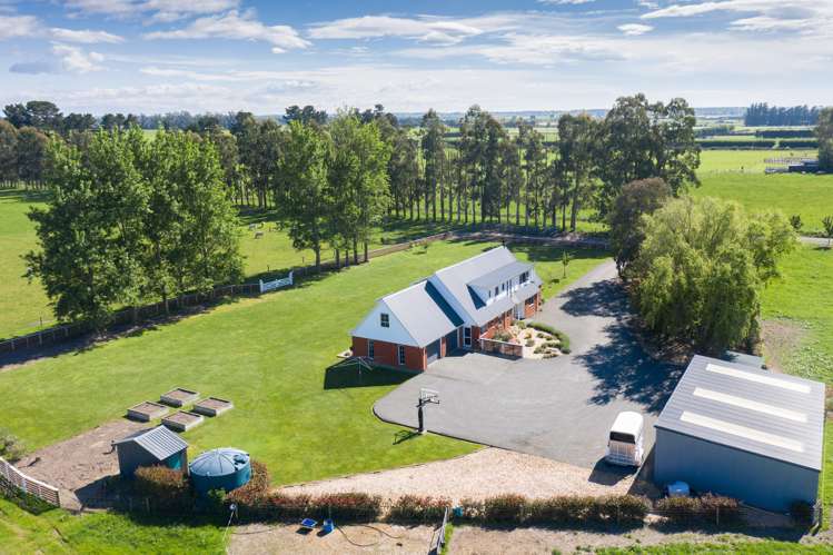 496 Boundary Road_0
