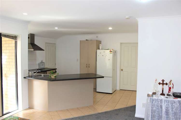 25c Gray Avenue Mangere East_6