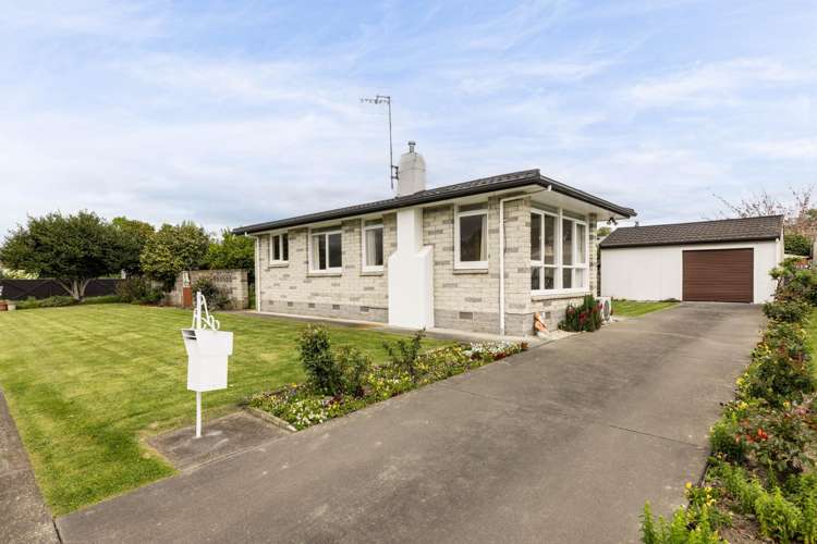 502 Hart Place Frimley_10