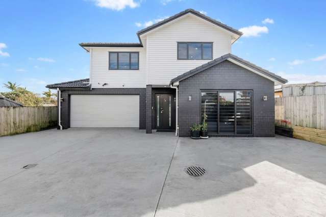Owner Relocated to Australia – Must Be Sold!