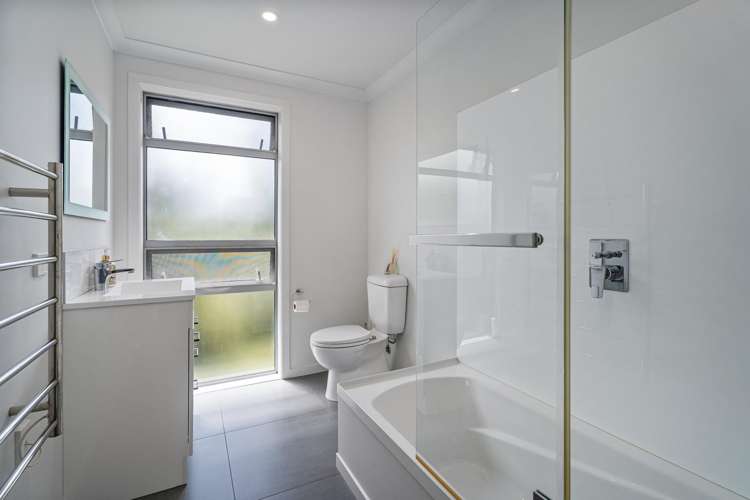 158 Silverstream Falls ROW Whitianga_28