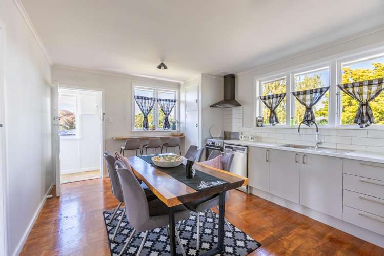 5b Harold Holt Avenue Onekawa_4