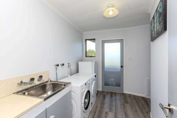 24c Au Saint Ives Grove Whalers Gate_16