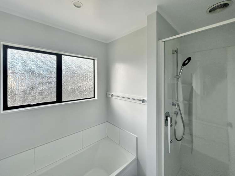 420a Tremaine Avenue 10930_8