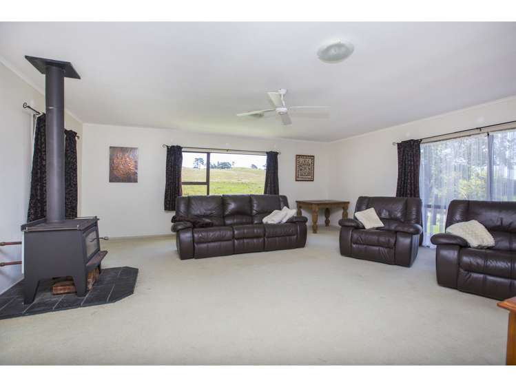 97 Nukuroa Road Oruawharo_3