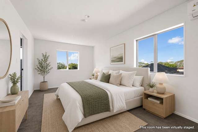 17D Martin Place Kelston_2