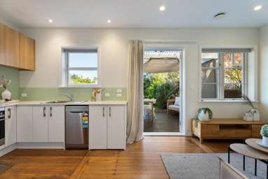 8 Tirotai Crescent_3