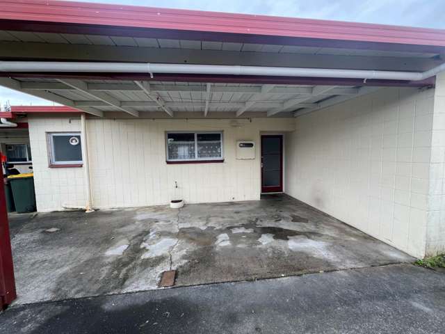 2/13 Sandspit Road Waiuku_1