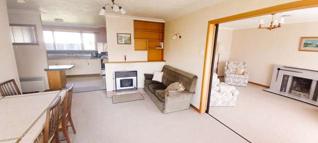 12 Erskine Street Tuatapere_2