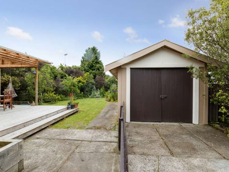 40 Shamrock Street Takaro_16