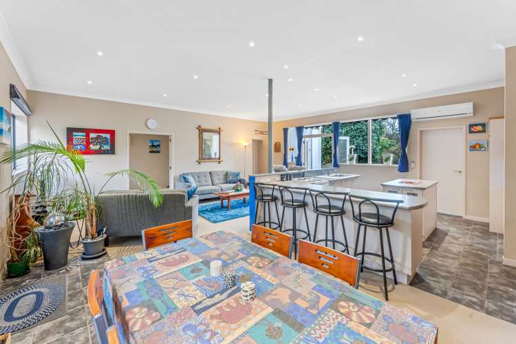 21 Glenfern Road Mellons Bay_6