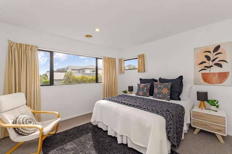 16 Greenstone Place Aotea_13