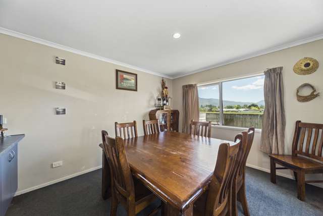 6 Ngahana Place Turangi_2