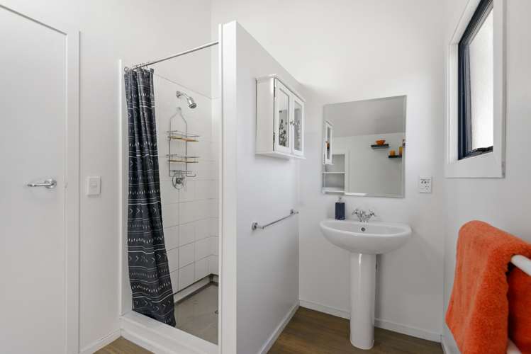 16 Devon Crescent Darfield_15