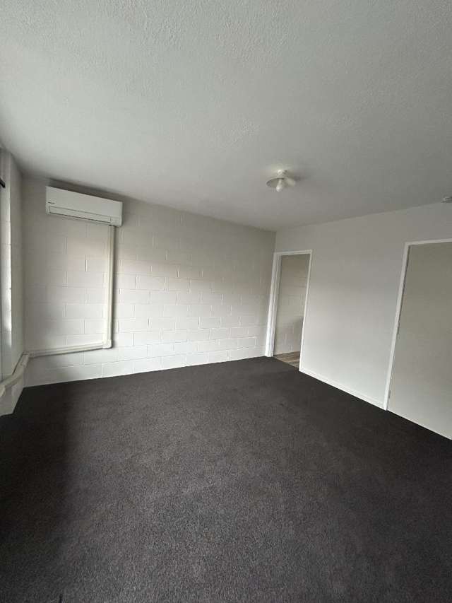 2/15A Wellington Street 1074_1