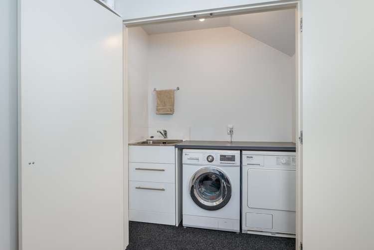 54 Tresillian Avenue Marybank_23