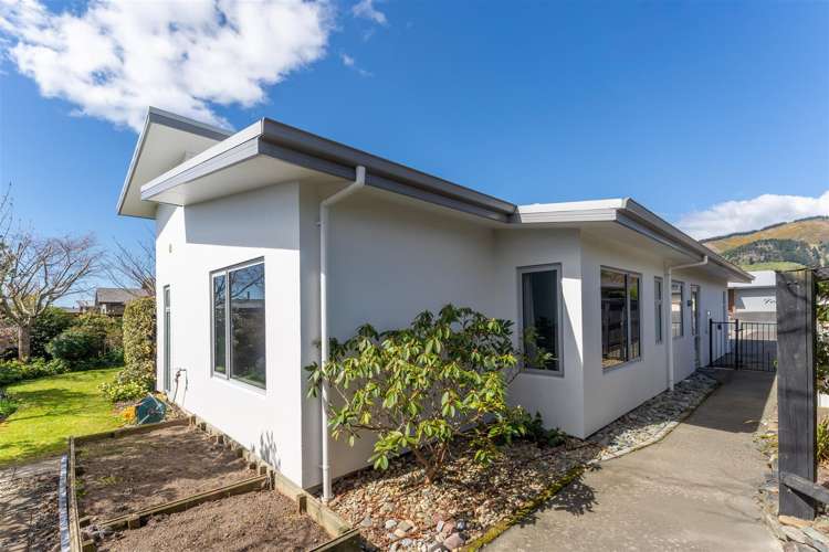 8 Phoebe Place_4