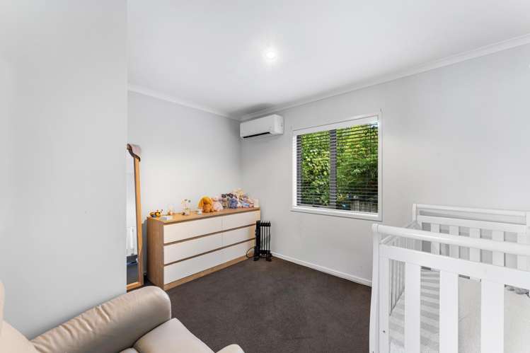 5b Nielsen Place Massey_7