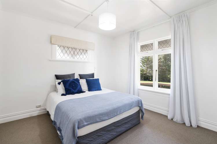 817 Egmont Road Hillsborough_11