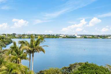 204 Hurstmere Road_2