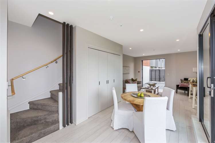 5/4 Stables Lane Silverdale_10